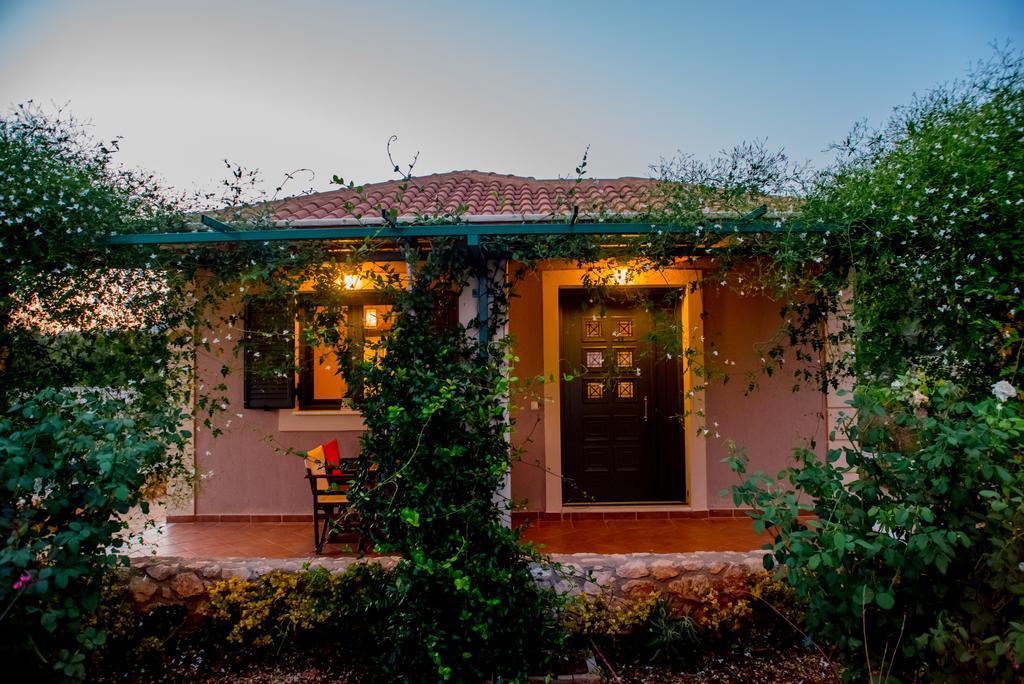 Korallis Villas Karavados Ngoại thất bức ảnh
