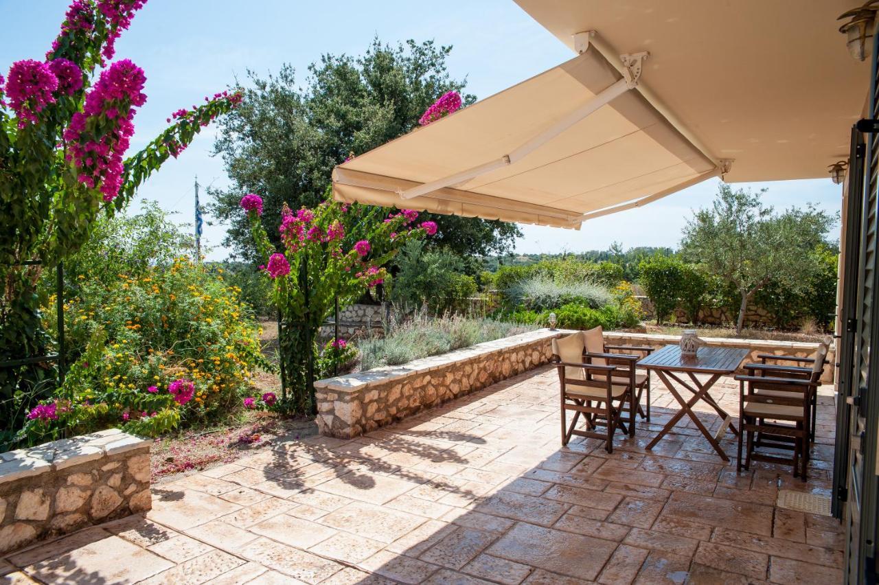 Korallis Villas Karavados Ngoại thất bức ảnh